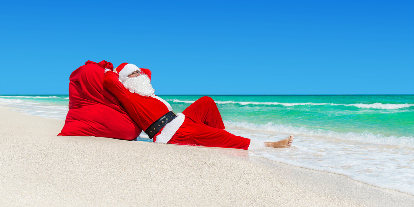 babbo natale sulla spiaggia babbo natale sulla spiaggia