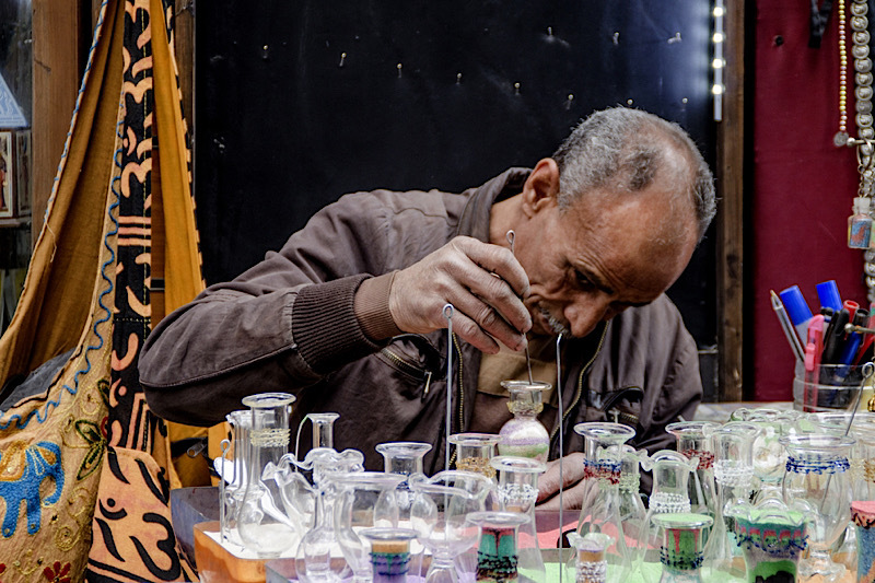 Opere e ornamenti in vetro soffiato a mano, souviner egiziani