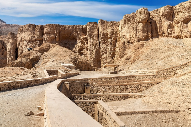 tomba di seti i, Sito del cimitero dall'esterno tomba di seti i, Sito del cimitero dall'esterno