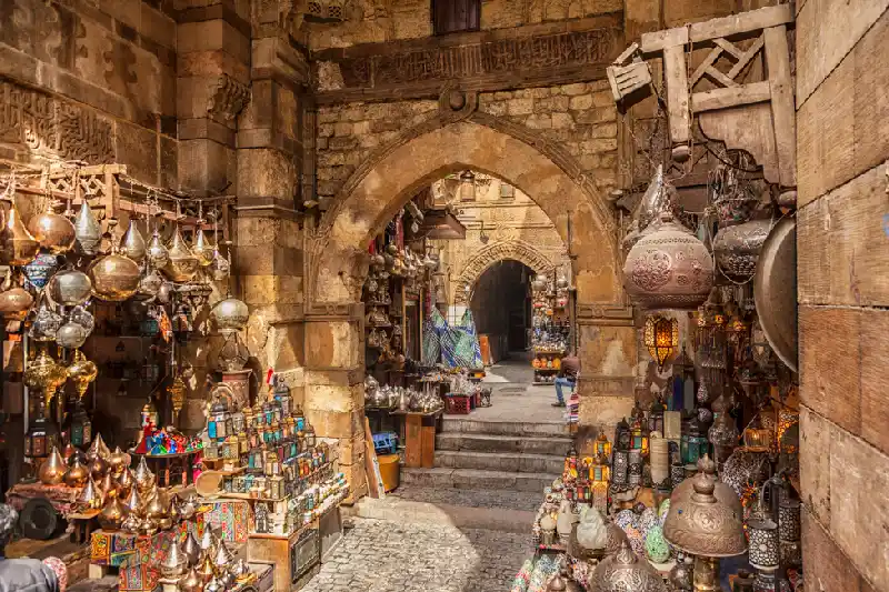 Il mercato di Khan el Khalili al cairo Il mercato di Khan el Khalili al cairo