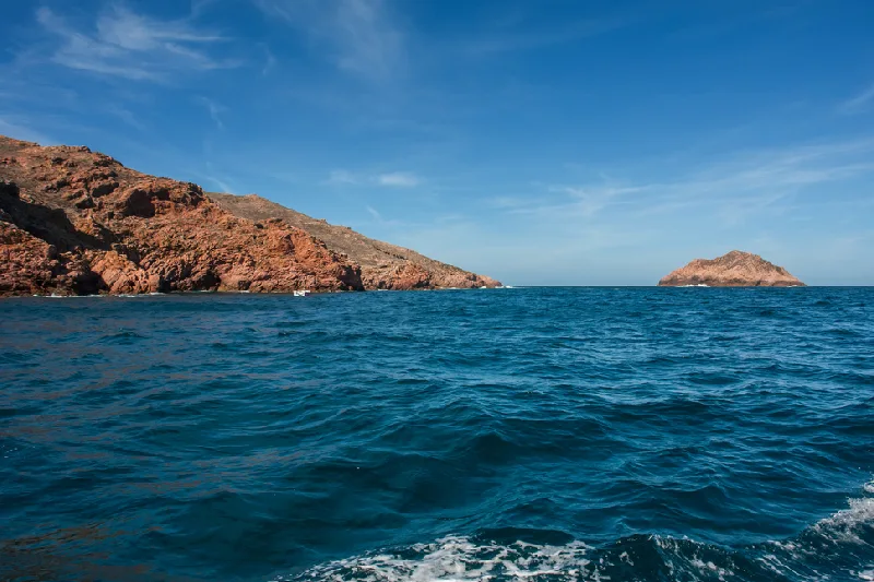 L'isola di Zabargad è tra le isole del mar rosso L'isola di Zabargad è tra le isole del mar rosso