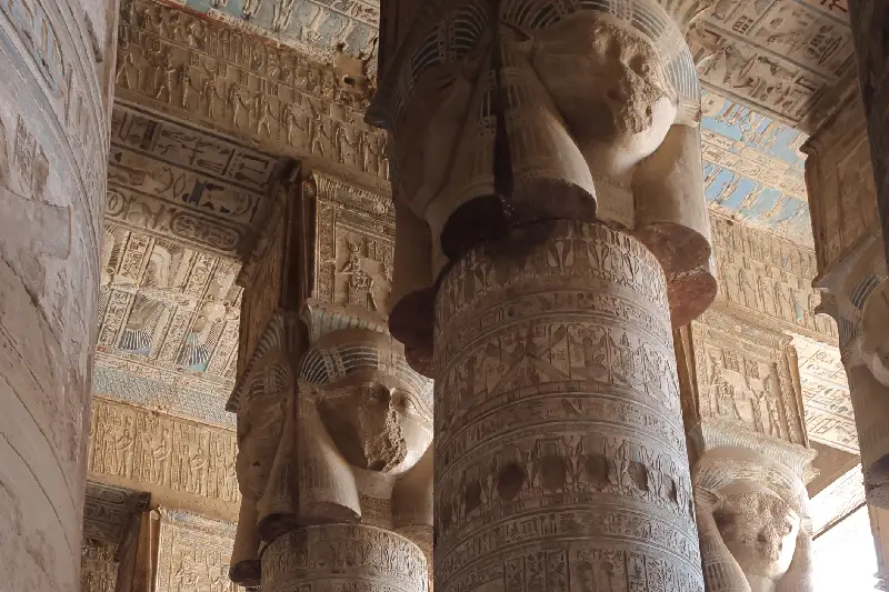Il tempio di Dendera, tempi egizi