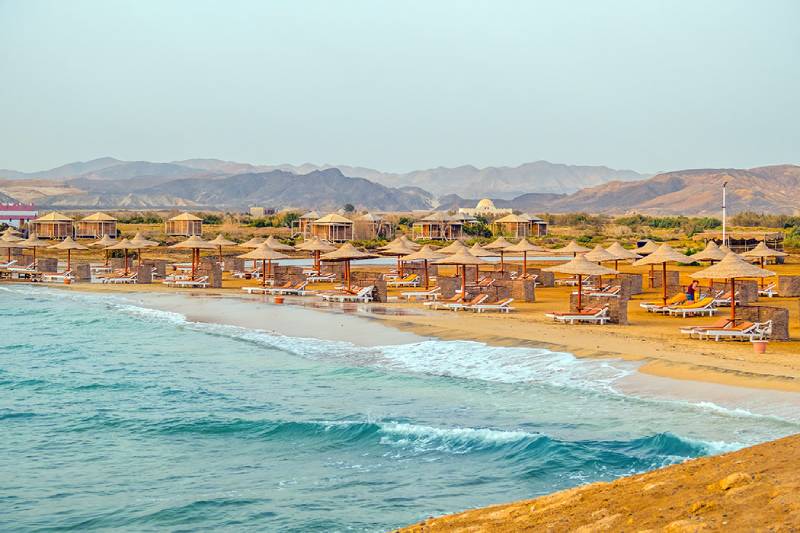 una spiaggia di Marsa alam è da non perdere durante Tour Egitto calssico