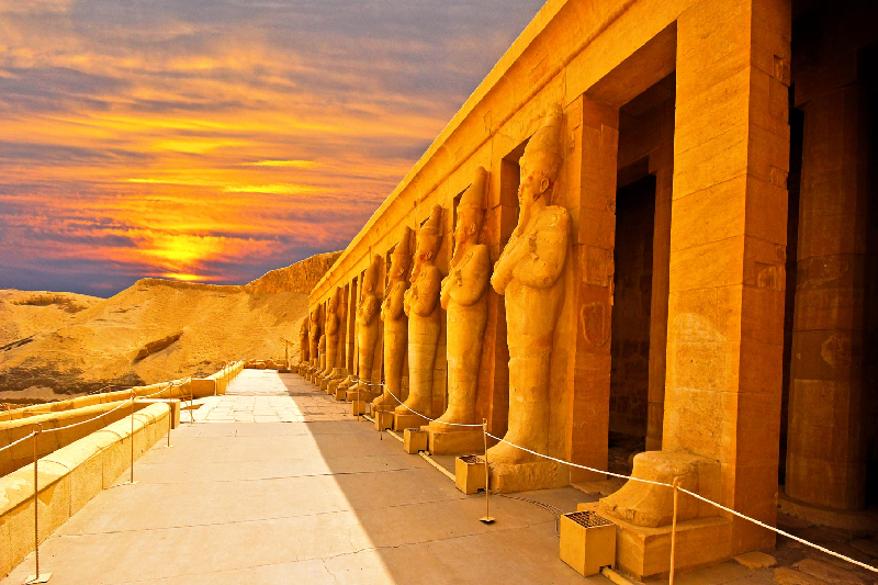 la valle delle regine alla riva ovest a Luxor