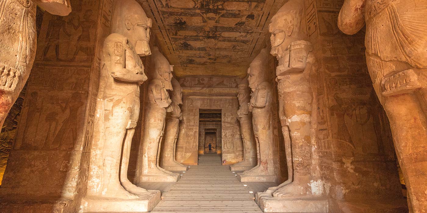 il tempio di abu simbel dall'interno il tempio di abu simbel dall'interno