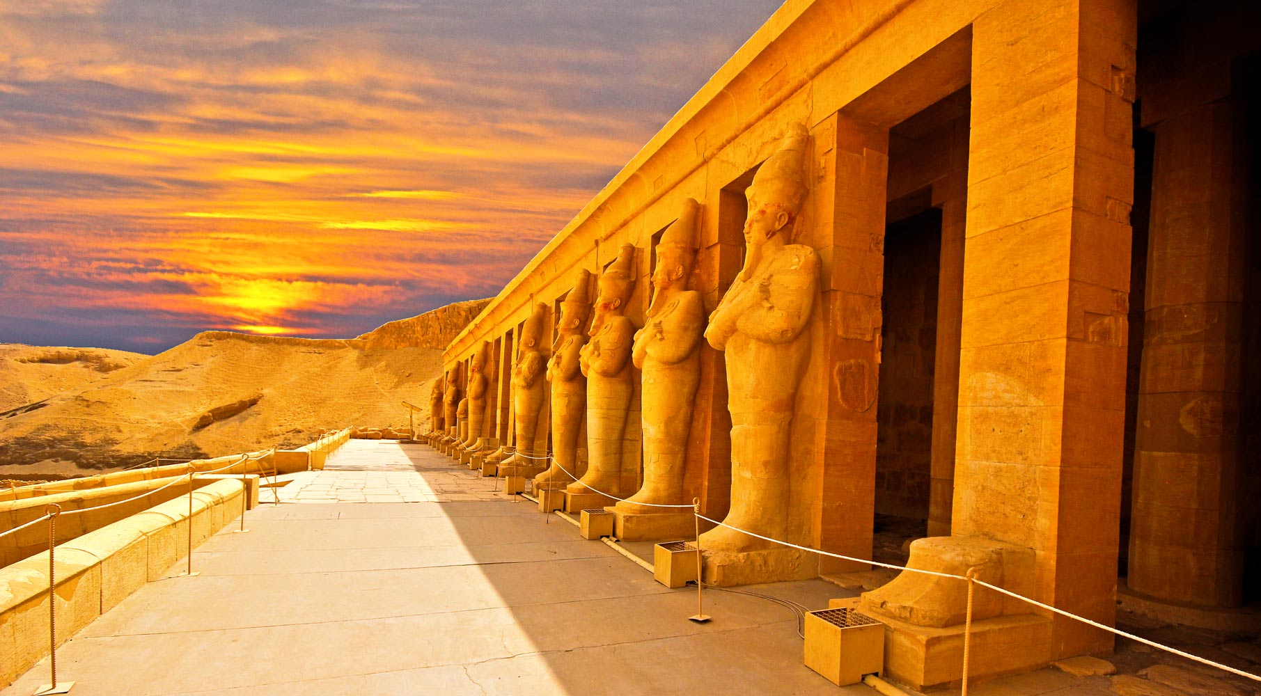 Valle dei Re a Luxor al mattino