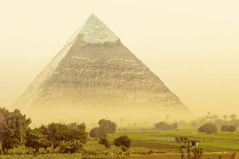 la piramide di chefren la piramide di chefren