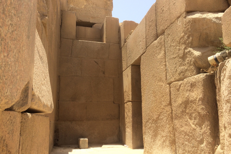 Il tempio della valle nella piana di Giza