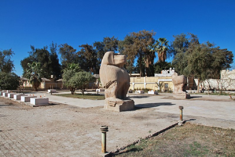 Statua egiziana, statua a Minya