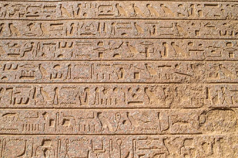 Ramses iii, Lettere faraoniche incise sulla parete